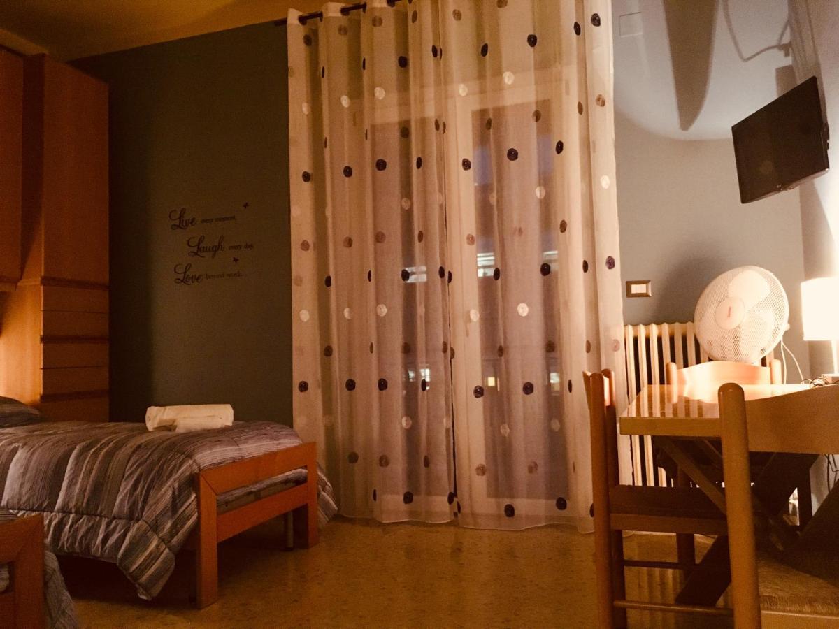 B&B Amici Miei Ланчиано Экстерьер фото